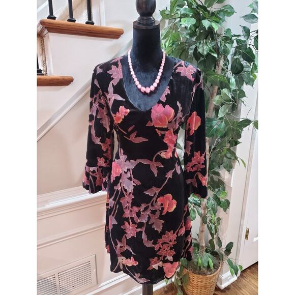 Mystree Women's Black Floral Rayon V-Neck Long Sleeve Knee Length Dress Medium - Picture 1 of 13